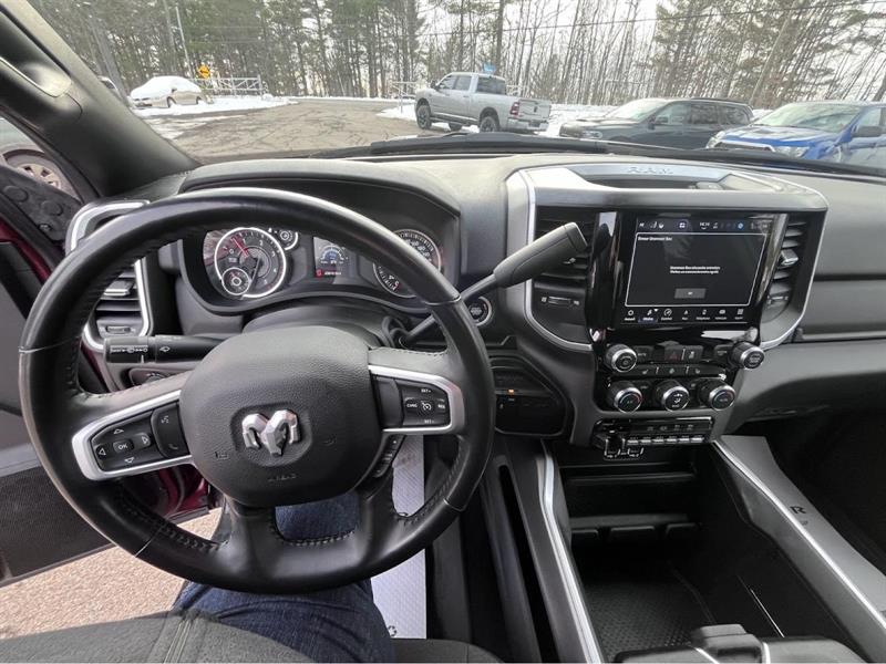 ram 3500 Big Horn 2024 - 21