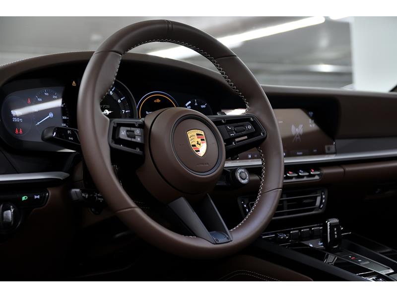 porsche 911 2023 - 12