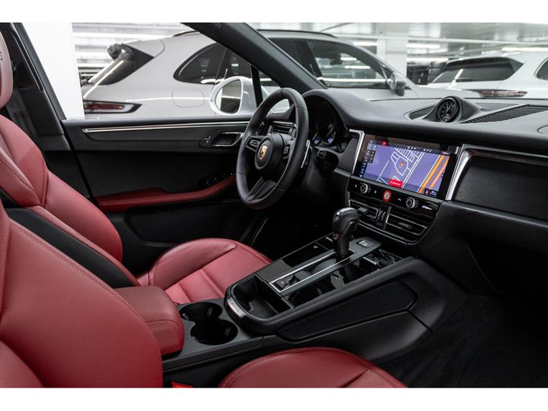 porsche Macan 2025 - 26