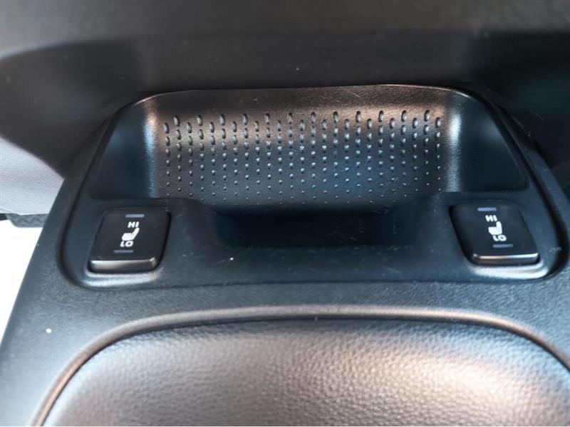 toyota Corolla Hybrid 2023 - 16