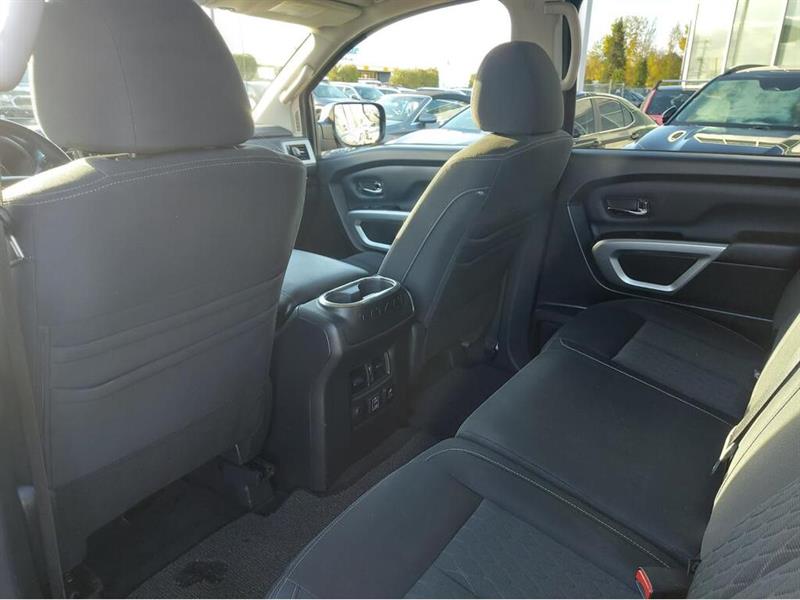 nissan Titan 2019 - 13