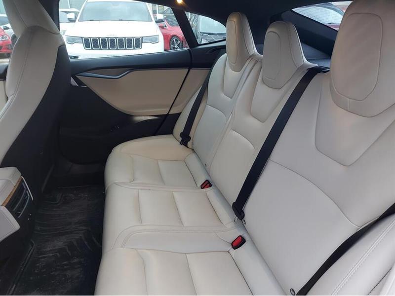 tesla Model S 2021 - 12