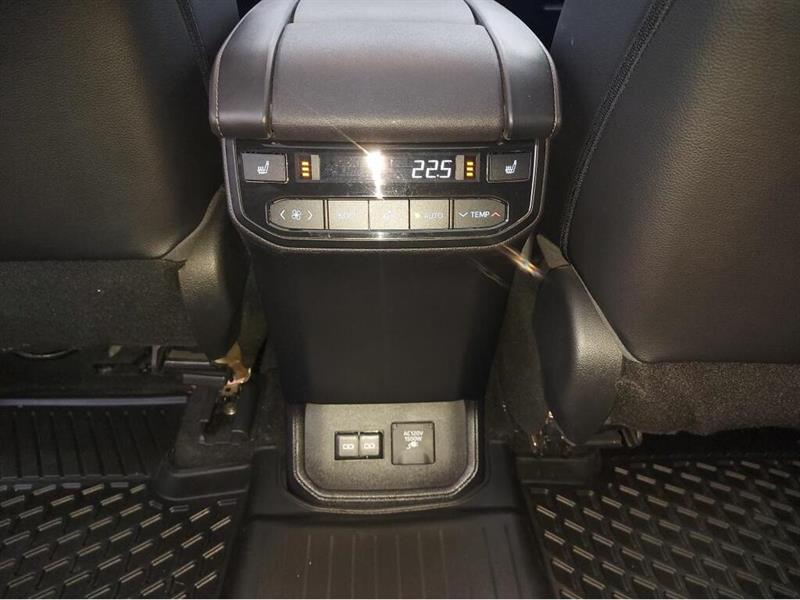 toyota Highlander Hybrid 2022 - 13