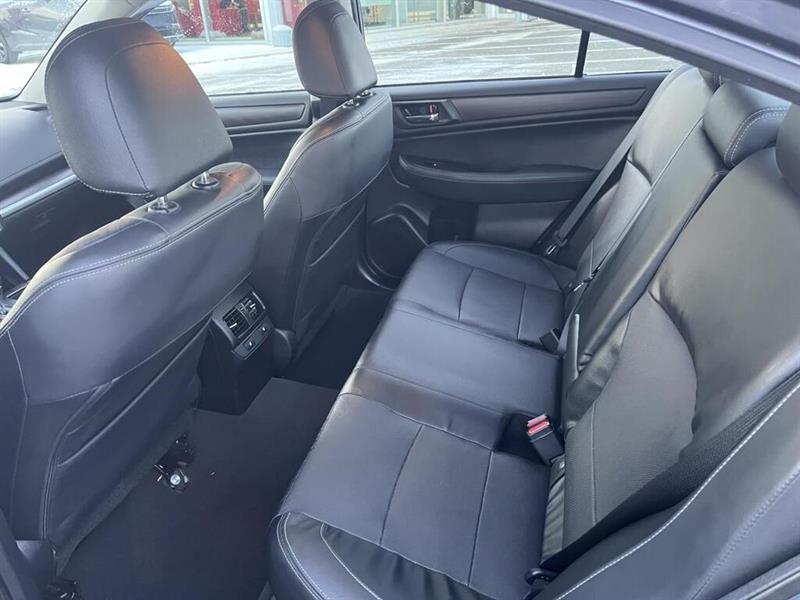 subaru Legacy 2016 - 12