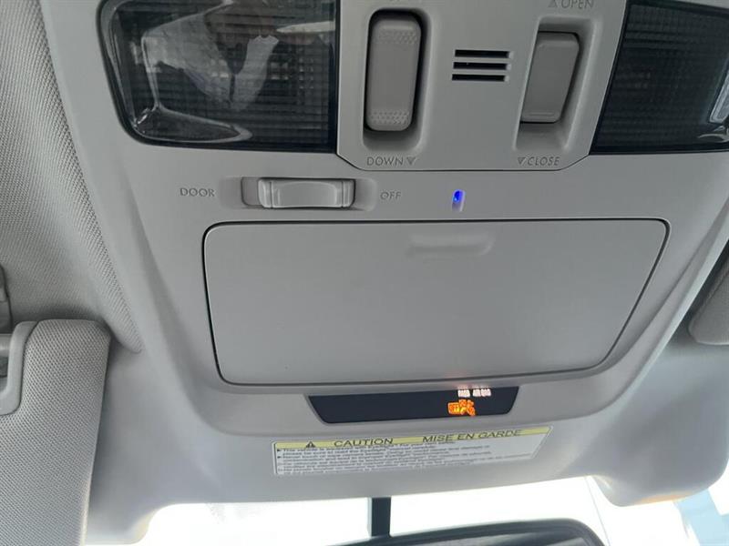 subaru Legacy 2016 - 30