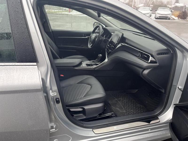 toyota Camry 2023 - 8