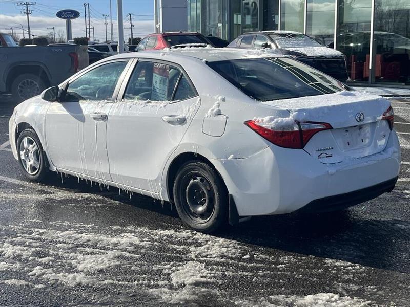 toyota Corolla 2015 - 8