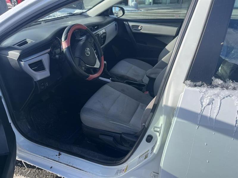 toyota Corolla 2015 - 12