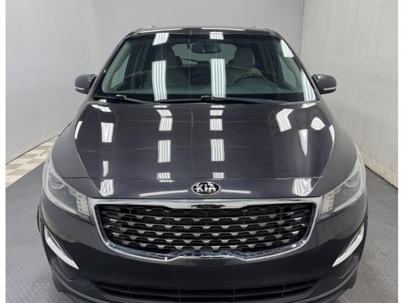 kia Sedona 2019 - 18