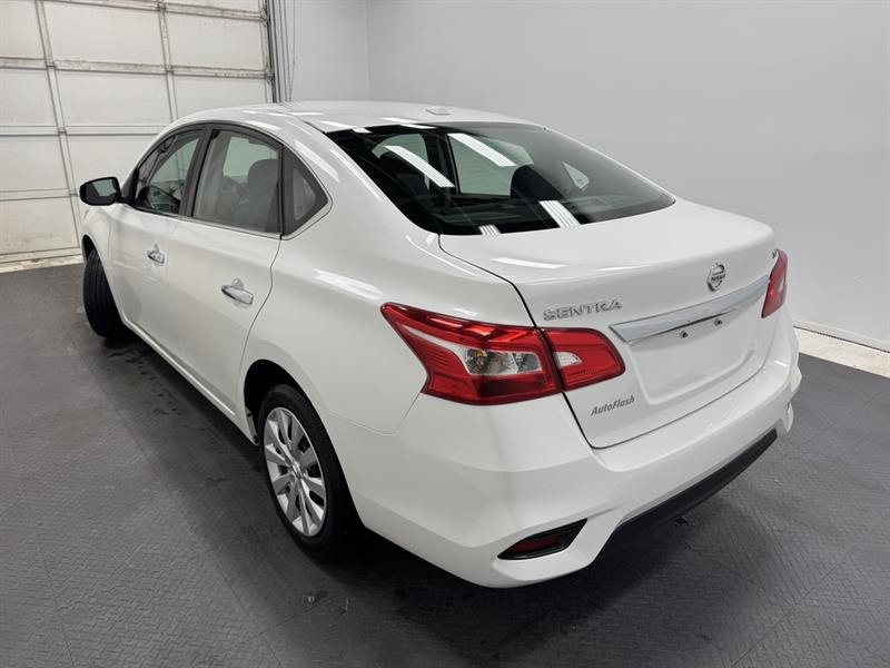 nissan Sentra 2019 - 5