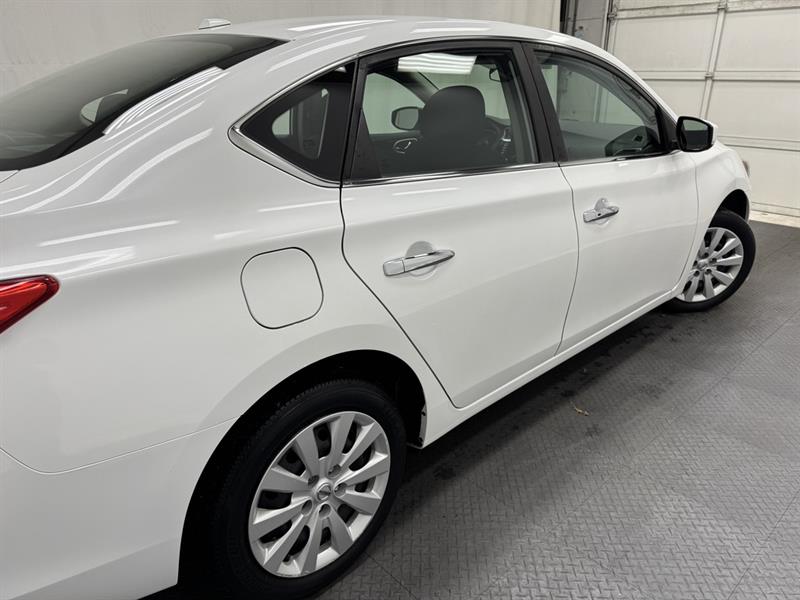 nissan Sentra 2019 - 11