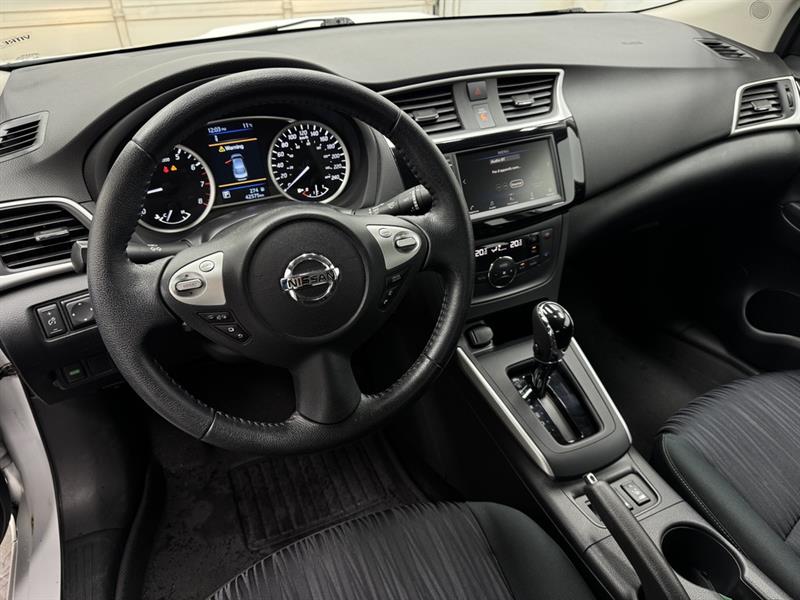 nissan Sentra 2019 - 18