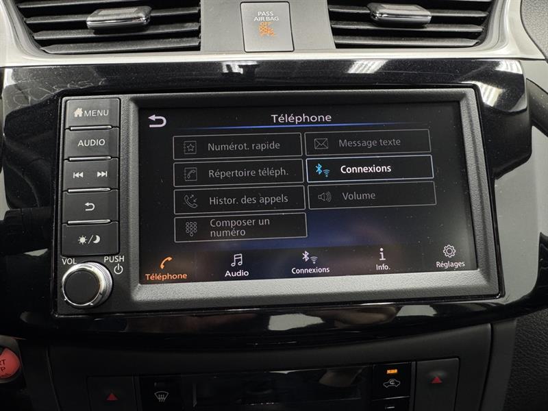 nissan Sentra 2019 - 24