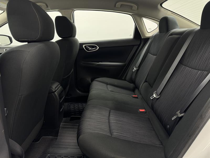 nissan Sentra 2019 - 29