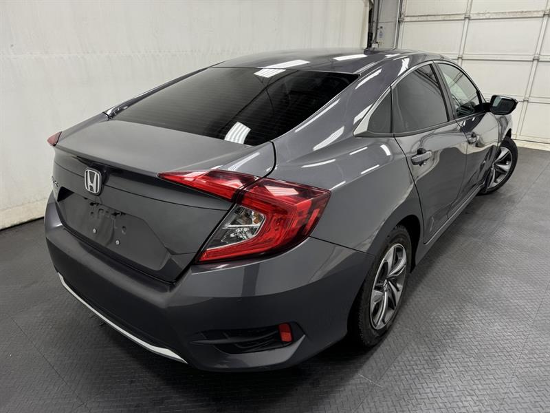 honda Civic Sedan 2019 - 9