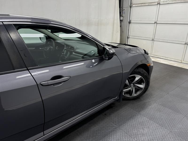 honda Civic Sedan 2019 - 13