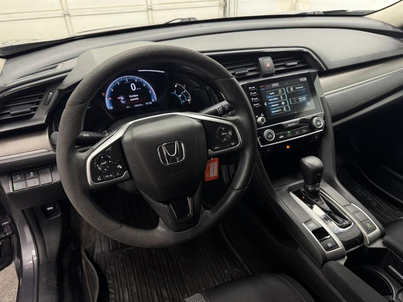 honda Civic Sedan 2019 - 16