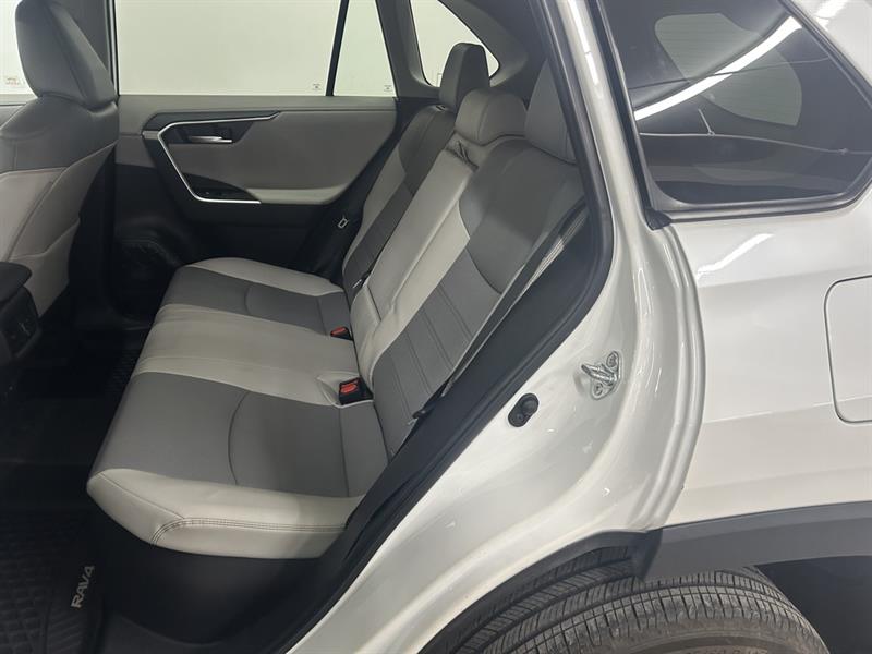 toyota RAV4 2023 - 21