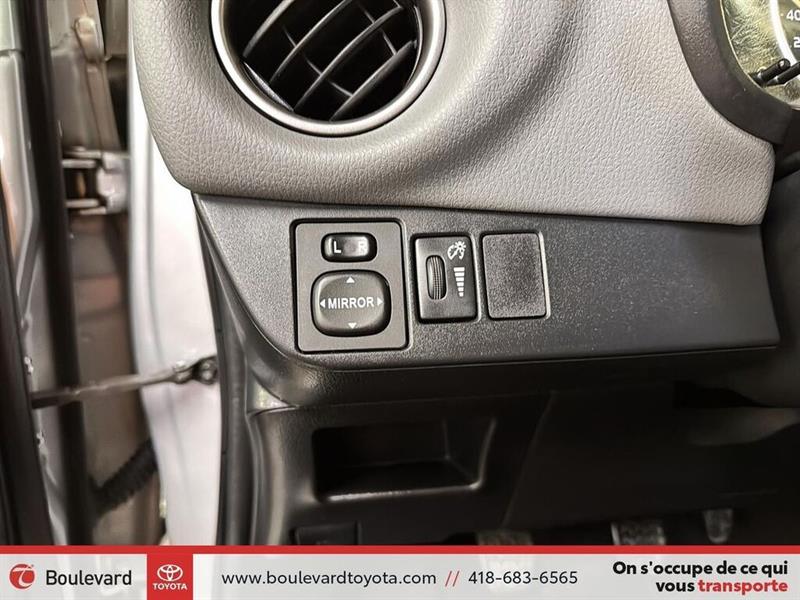 toyota Yaris 2015 - 10