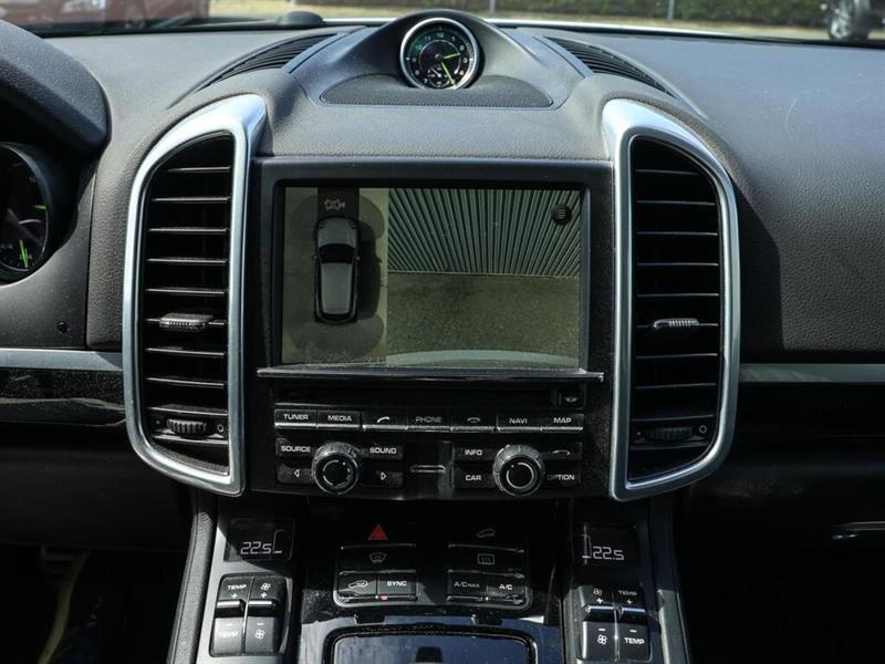 porsche Cayenne 2016 - 22