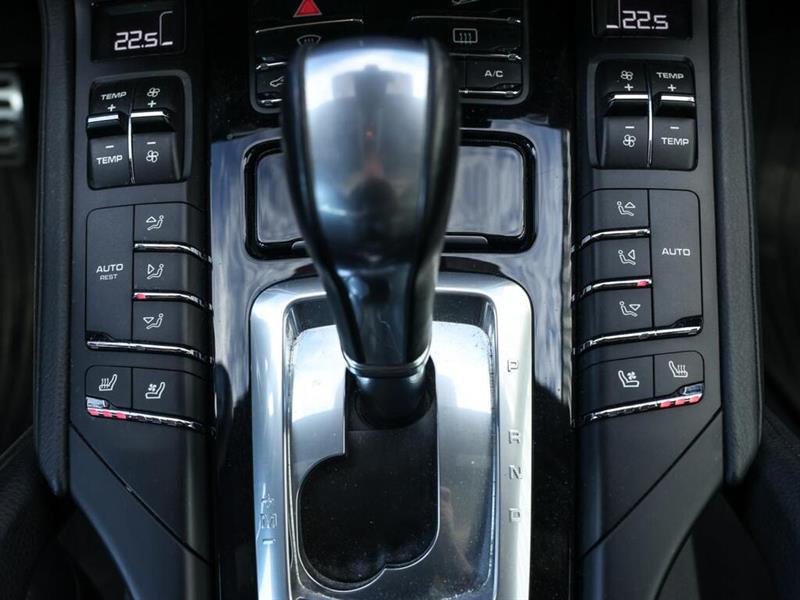 porsche Cayenne 2016 - 25