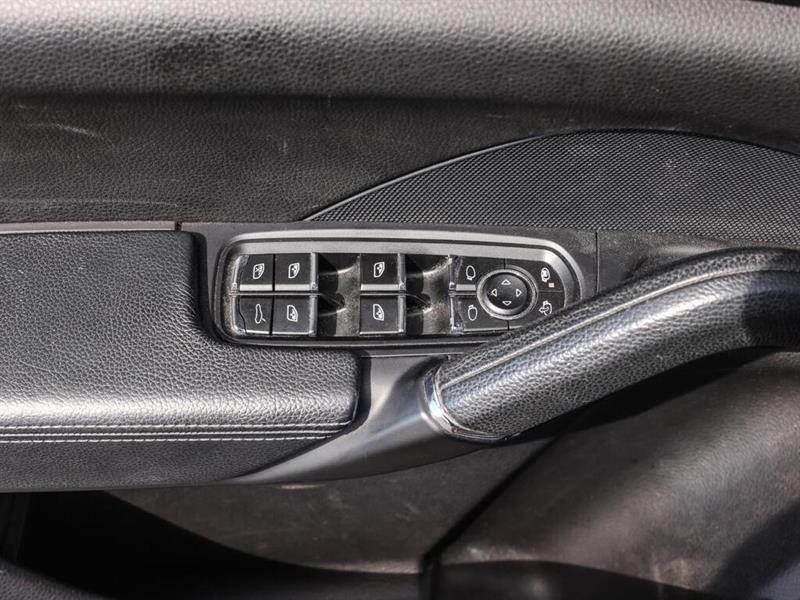 porsche Cayenne 2016 - 29