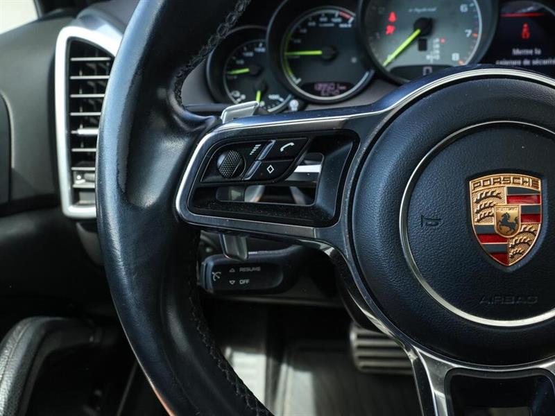 porsche Cayenne 2016 - 33