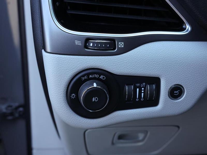 jeep Cherokee 2021 - 27