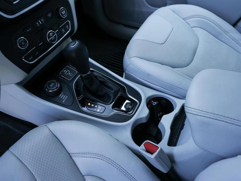 jeep Cherokee 2021 - 31