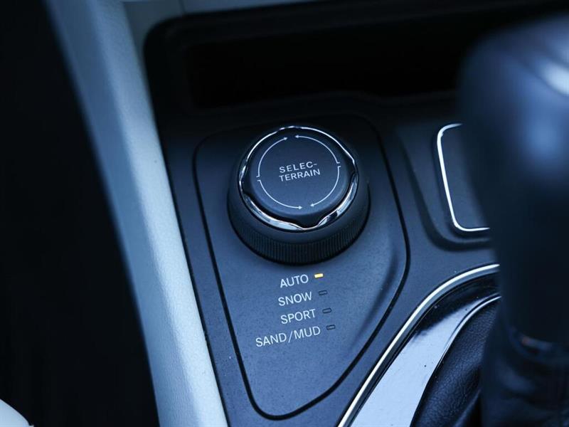 jeep Cherokee 2021 - 32