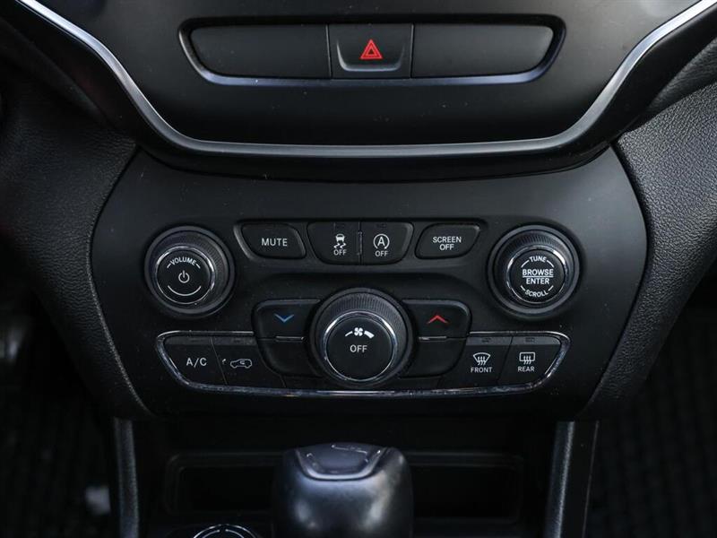 jeep Cherokee 2020 - 16