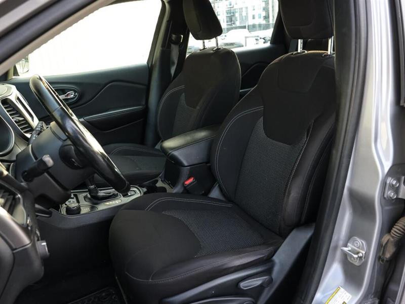 jeep Cherokee 2020 - 19