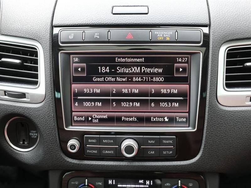 volkswagen Touareg 2015 - 17