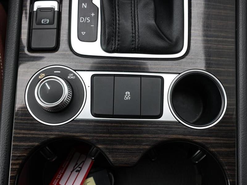 volkswagen Touareg 2015 - 28