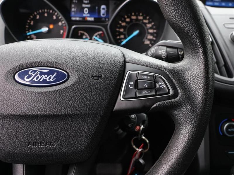 ford Escape 2018 - 24