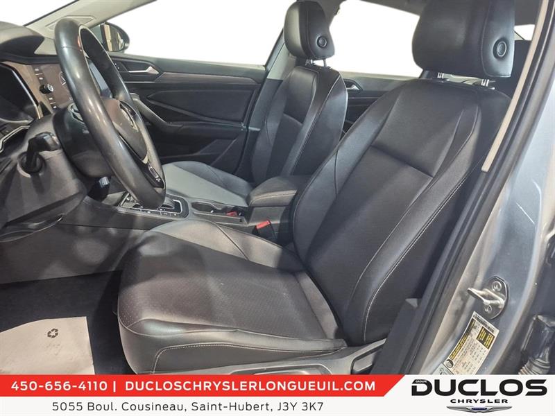 volkswagen Jetta 2020 - 13