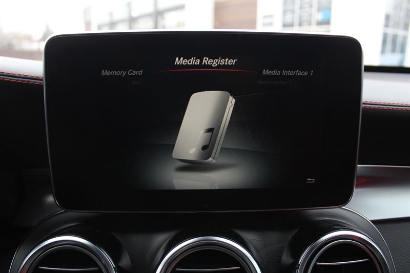 mercedes-benz GLC 2019 - 24