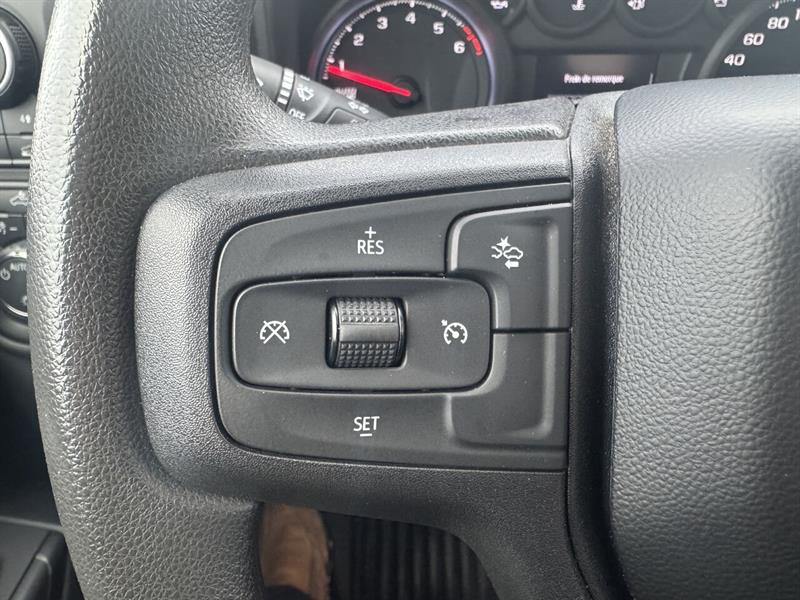 chevrolet Silverado 1500 2023 - 16