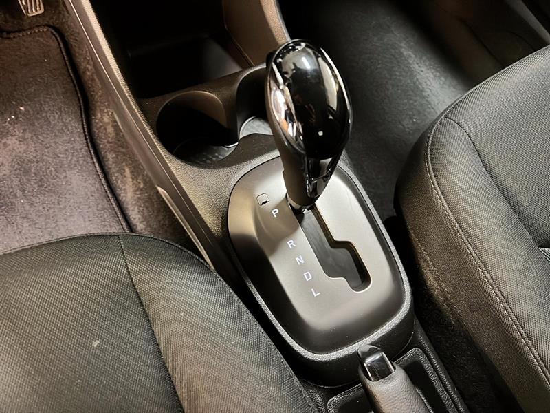 chevrolet Spark 2022 - 13