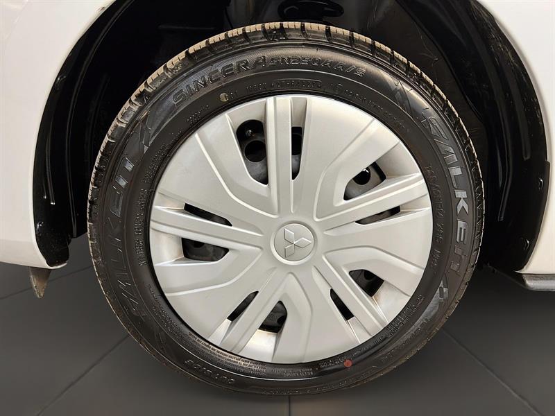 mitsubishi Mirage 2023 - 22