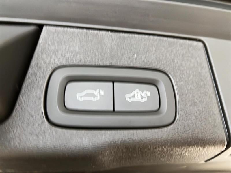 volvo XC60 2025 - 15