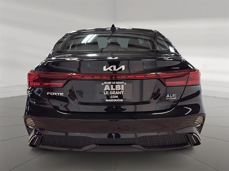 kia Forte 2024 - 5