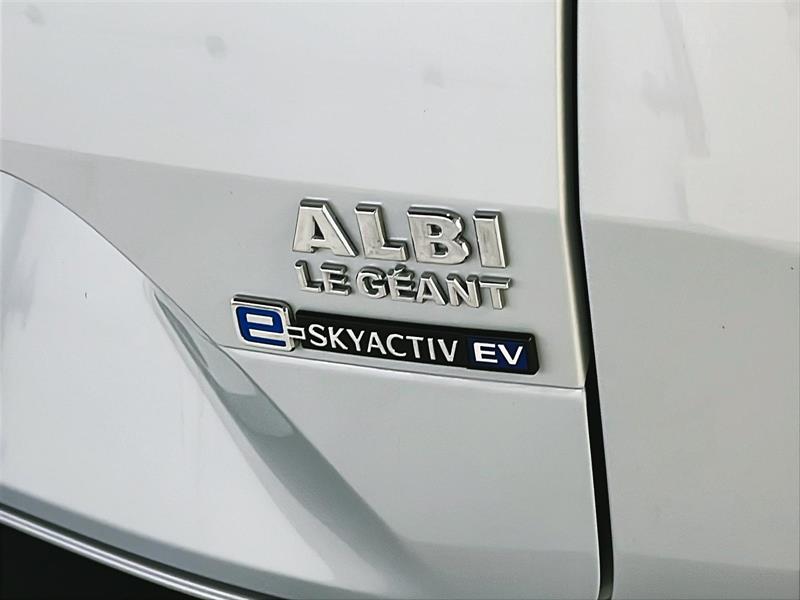 mazda MX-30 2023 - 29