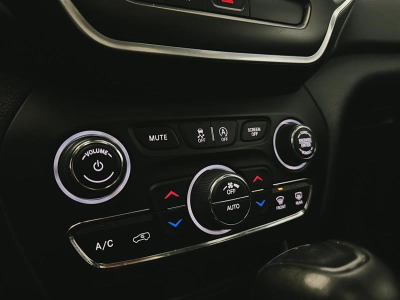 jeep Cherokee 2020 - 36