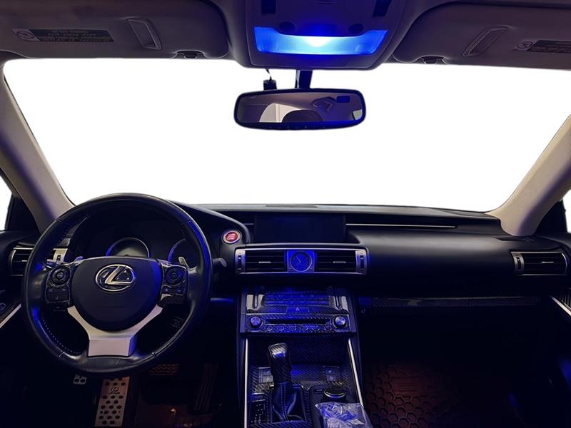 lexus IS 300 2016 - 15