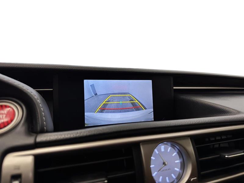 lexus IS 300 2016 - 25