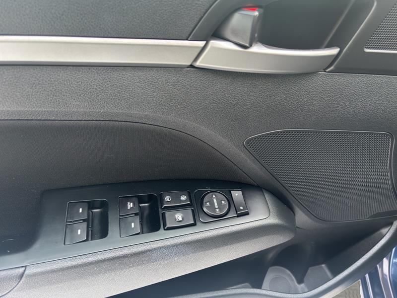 hyundai Elantra 2018 - 11