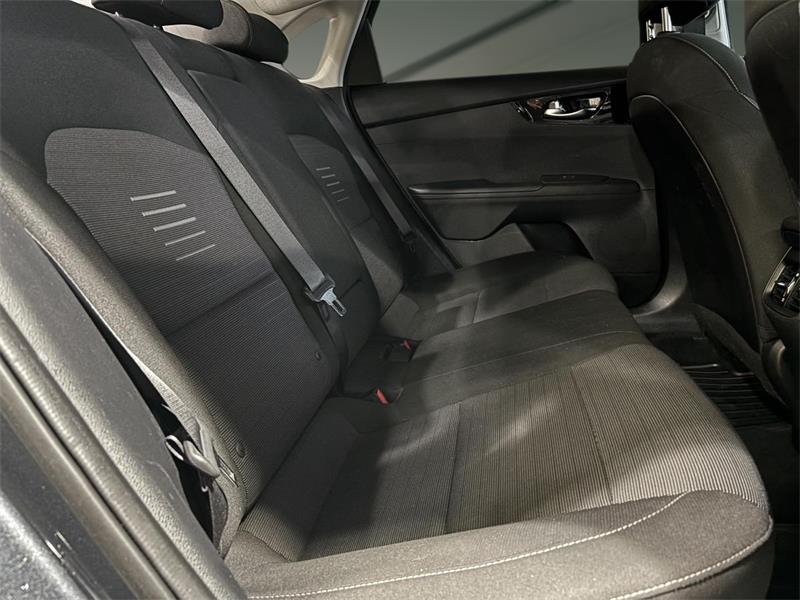 kia Forte 2021 - 10