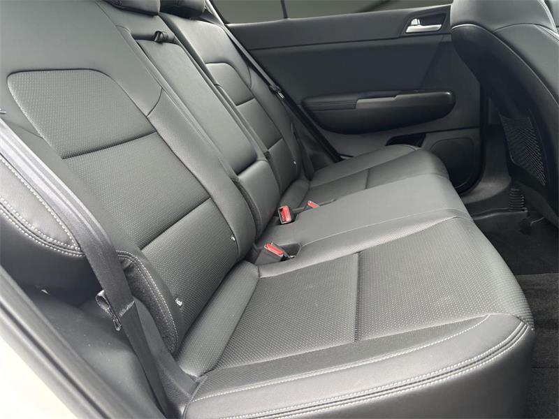 kia Sportage 2022 - 10