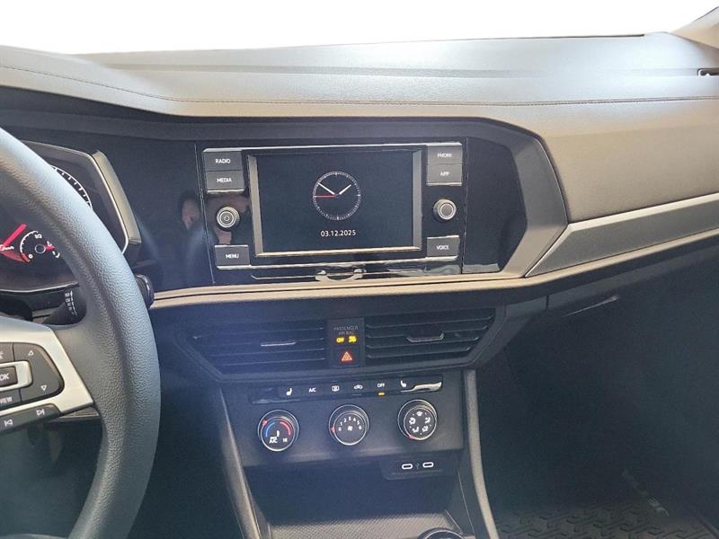 volkswagen Jetta 2021 - 15